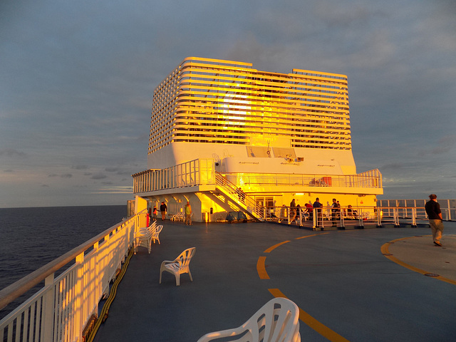 Die goldene Stunde auf der Pont-Aven