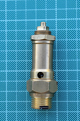 10 bar safety valve