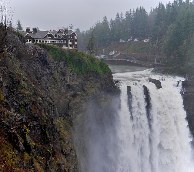 Snoqualmie Falls