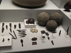 Musée de l'Histoire de Marseille : boulets de catapulte.