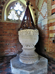 leckhampstead c19 church, berks, font bowl c12 (2)