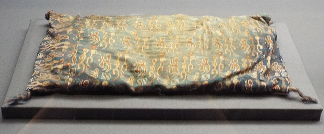 Han Dynasty Pillow in the Metropolitan Museum of Art, July 2017