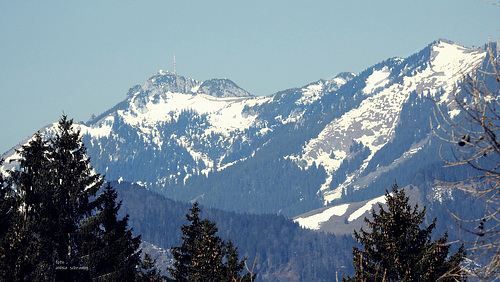 Vom Hocheck Blick zum Wendelstein, Bayern (PiP)