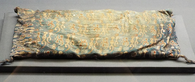 Han Dynasty Pillow in the Metropolitan Museum of Art, July 2017