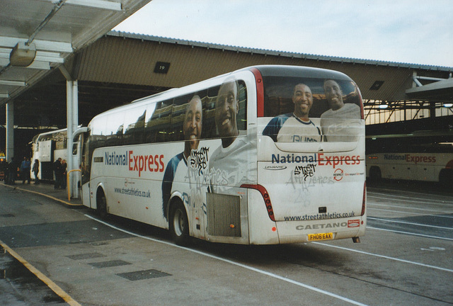 National Express Operations NXVC12 (FH06 EAX) in VCS, London 14 Feb 2007 (567-13A)