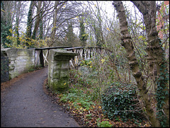 Rewley footbridge path