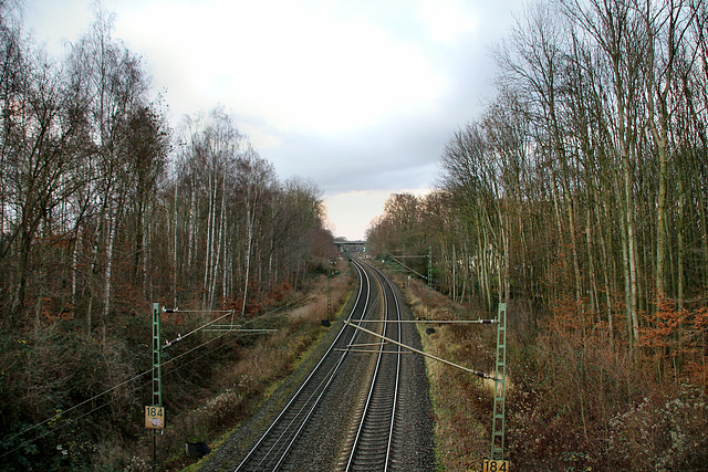 Bahnstrecke Dortmund–Soest auf der Grenze zwischen Unna und Holzwickede / 25.12.2020