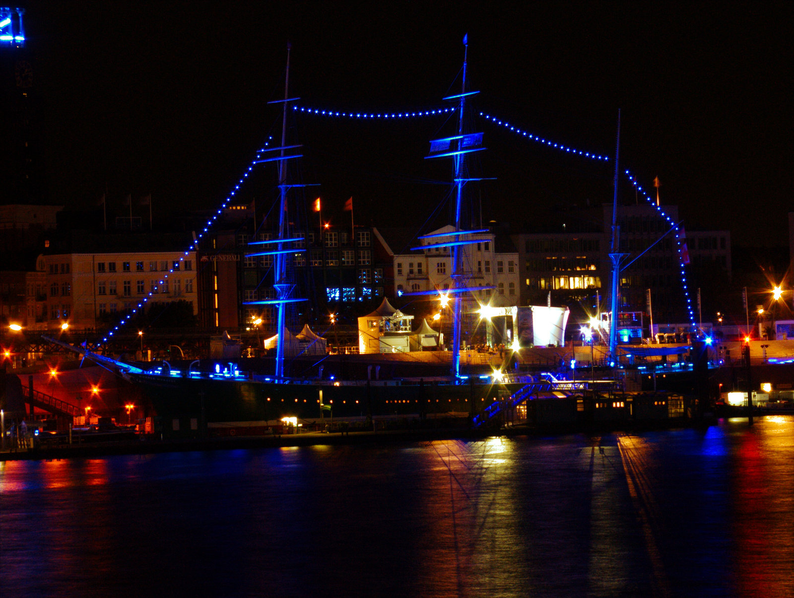 "Rickmer Rickmers" während des "Blue Port".