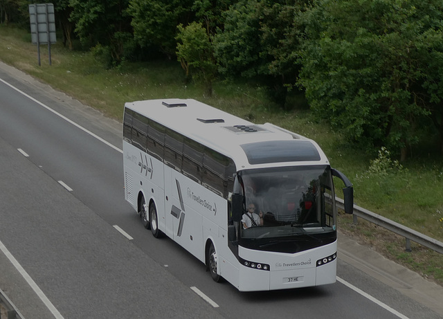 The Travellers Choice 37 HE on the A11 near Kennett - 21 May 2022 (P1110920)