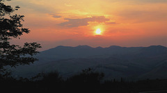 Ein Tag geht zu Ende in der Emilia Romagna