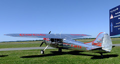 Cessna 195 CocaCola (aéroport de Bergerac 24)