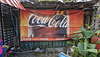 Publicité Coca-Cola un tantinet défraîchie...