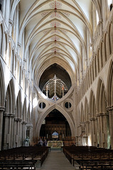 Mittelschiff und Blick auf die Vierung mit Scherenbögen  Kathedrale Wells/Somerset
