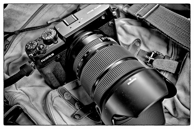 Fuji GFX 50 R Fuji GFX 50 R
