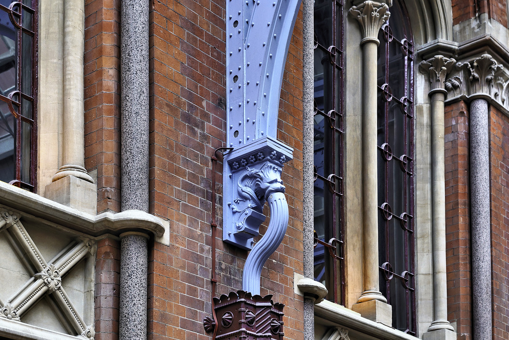 Rain Spout – St. Pancras Renaissance London Hotel, Euston Road, London, England