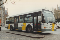 De Lijn contractor - Gruson Autobus 357135 (CFT 396) in Poperinge - 26 Apr 1997