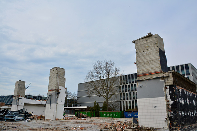 Demolition of old laboratories