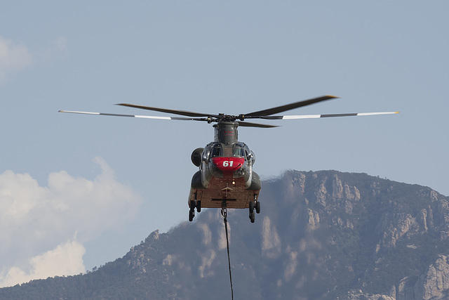 Billings Flying Service Boeing-Vertol CH-47D Chinook N561AJ