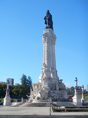 Praça Marquês de Pombal -Lissabon (© Buelipix)