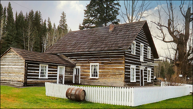 Cottonwood House, BC