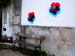 These flowers are immune to fall