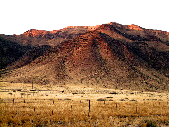 HFF mit lachendem Berg