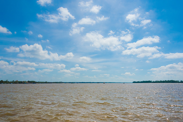 unterwegs auf dem Mekong (© Buelipix)