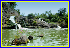VCHELKA (Waterfall)  GNYLOPIAT river