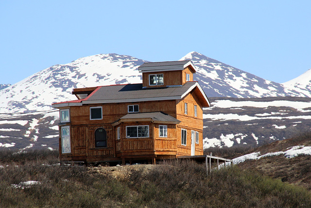 Designer hunting cabin