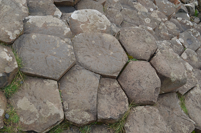 Giant's Causeway, Hexagonal Form of the Basalt Crystals