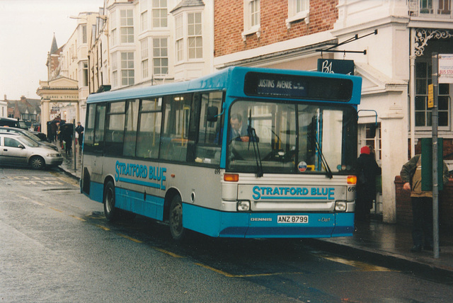 Ensignbus (Stratford Blue) 699 (ANZ 8799) in Stratford-upon-Avon – 27 Jan 2005 (540-3A)