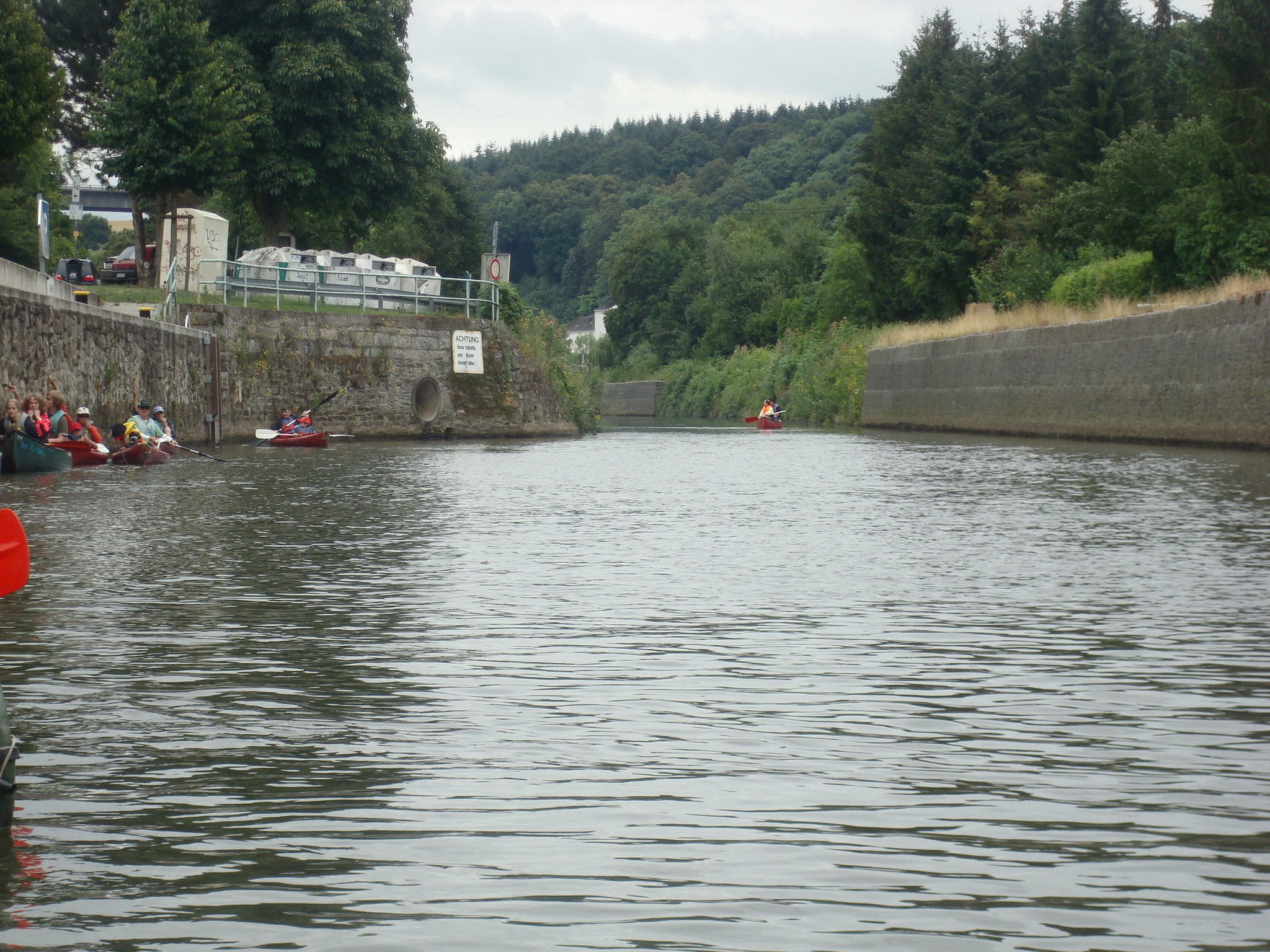 Warten auf die Schleuse...