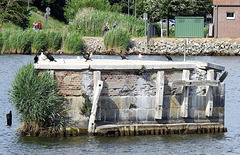 Pfeiler-Rest bei der Hubbrücke Karnin