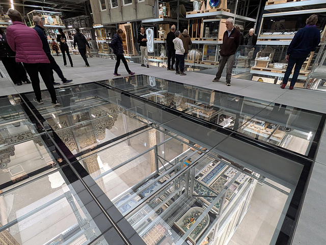 PXL 20251016 140545535-001-V&A Storehouse 3