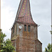 Mervans (71) L'église et son clocher tors.