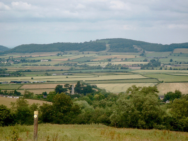 The approach to Gretton and Christ Church