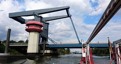 Waagebalkenbrücke Neuhöfer Straße