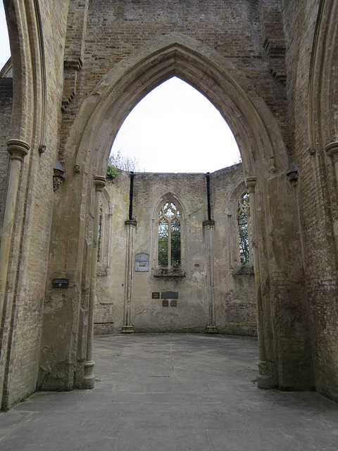 nunhead cemetery chapel, london