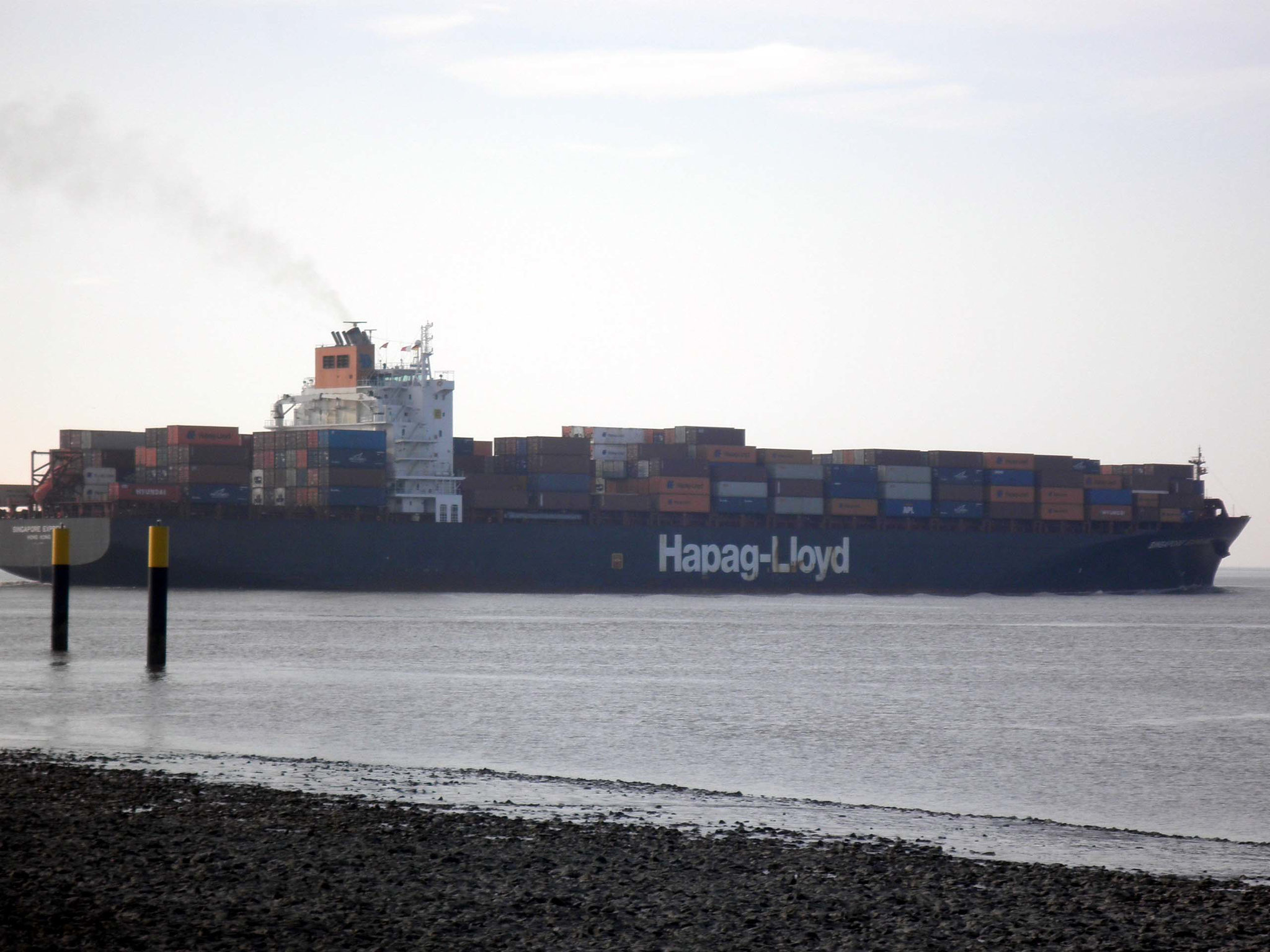 Singapore Express auslaufend Bremerhaven