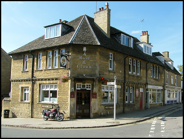 Rose & Crown at Charlbury