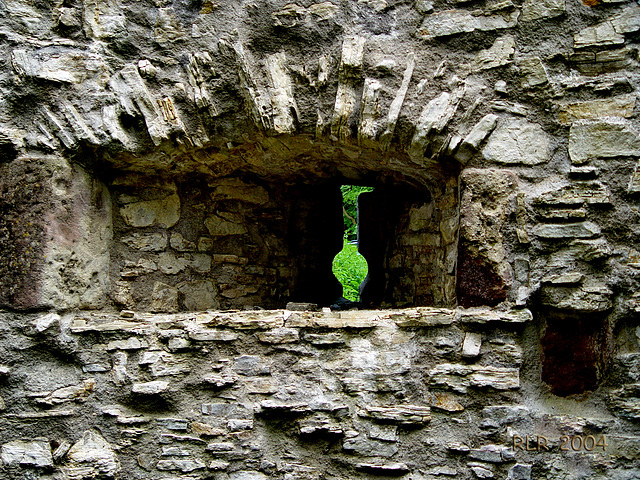 Burg Plesse bei Göttingen, Schlüssellochschießscharte