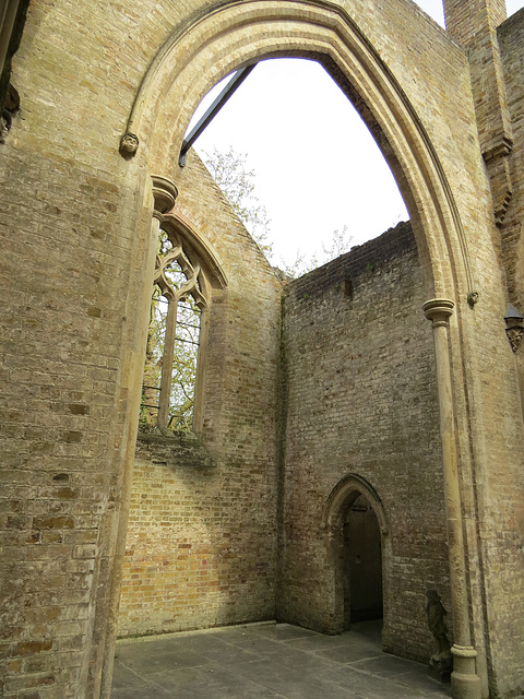 nunhead cemetery chapel, london