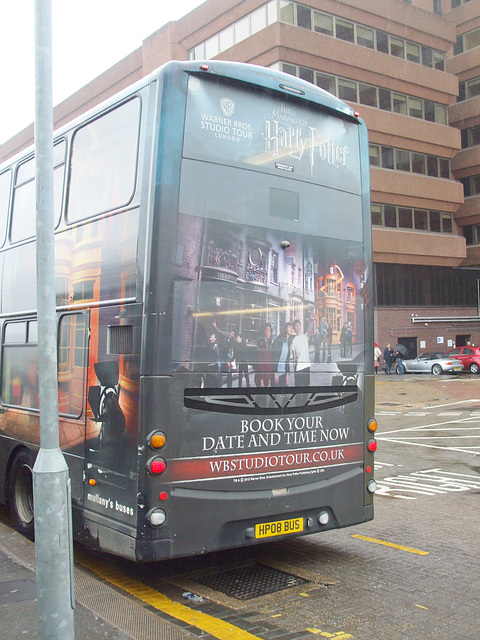 DSCF1236 Mullanys of Watford HP08 BUS at Watford Junction -8 Apr 2018