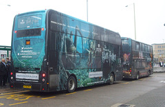 DSCF1166 Mullanys of Watford HP05 BUS and HP08 BUS at Watford Junction -8 Apr 2018