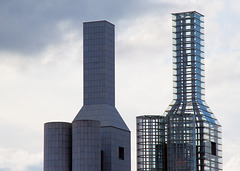 Este es el lugar: Torres Hejduk. Ciudad de la Cultura. Santiago de Compostela.