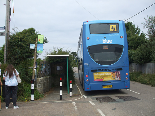 DSCF8580 Go-South Coast (Southern Vectis) 1526 (HW62 CMU) at Freshwater Bay - 4 Jul 2017