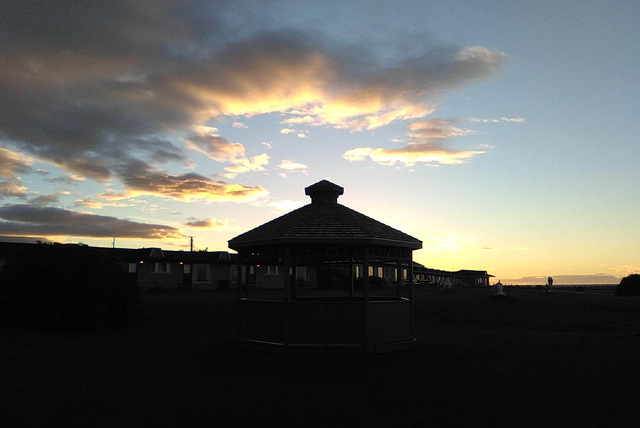 Gloriette somnolente / Sleepy gazebo