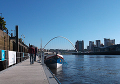 WR(O&A) Tyne - city pontoon