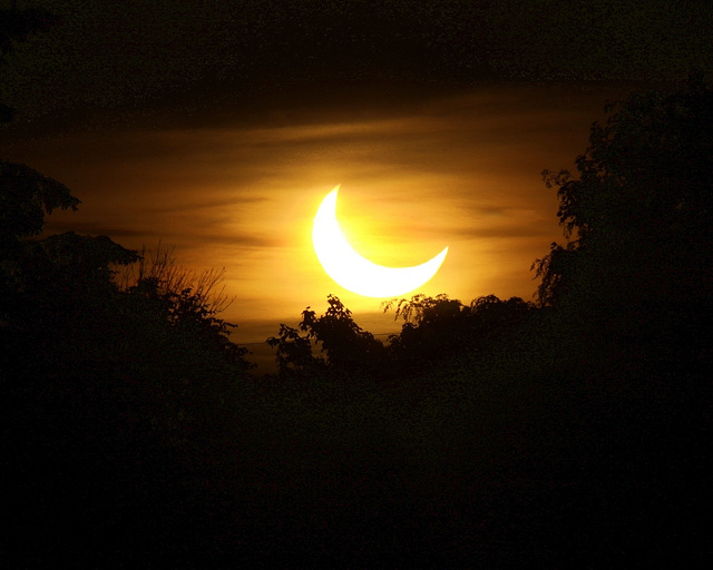 croissant de soleil / sun crescent