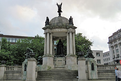victoria monument, liverpool (1)
